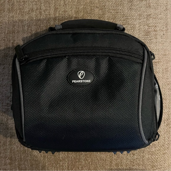 Pearstone camera video camera case - Picture 1 of 5